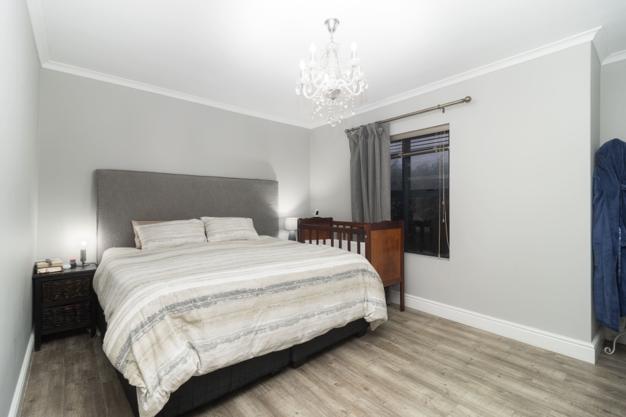 3 Bedroom Property for Sale in Protea Heights Western Cape